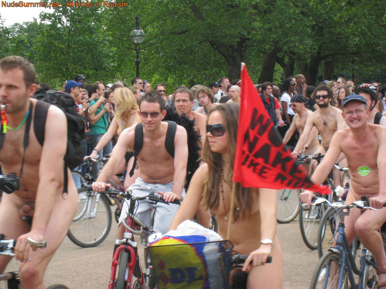 World Naked Bike Ride (WNBR) UK 2009 - 1