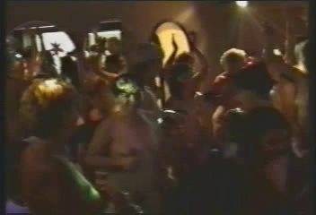 NaturistGuide.com Nudist Moms and Daughters - 1