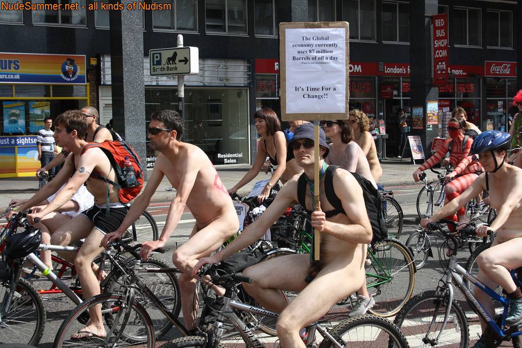 Nudist Pics World Naked Bike Ride (WNBR) UK 2009 - 2